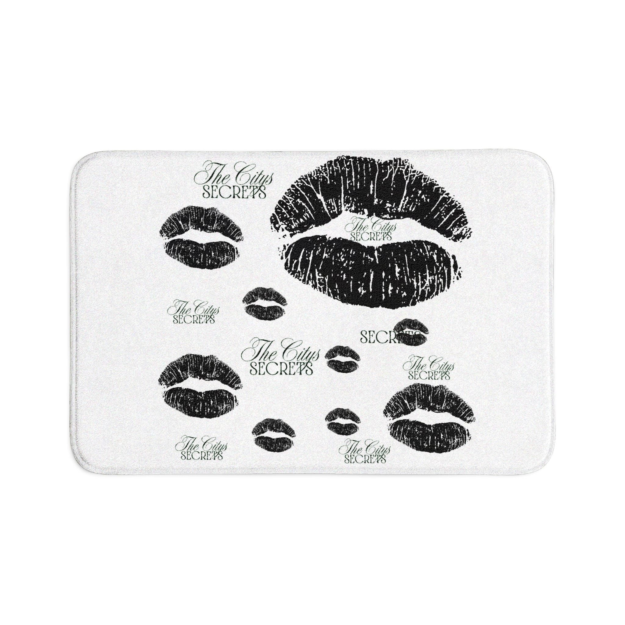 Bath Mat 3-Piece Set : Dark Kisses